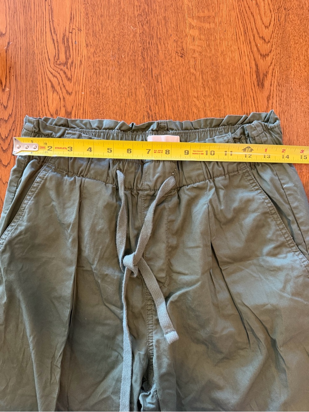 LOFT Olive Drawstring Pants - Picture 5 of 9